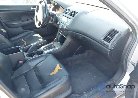 2005 Honda Accord 2.4 Ex из США, поврежденный, VIN 1HGCM56865A084937